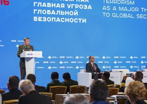 BAL_4908-1_550(1)