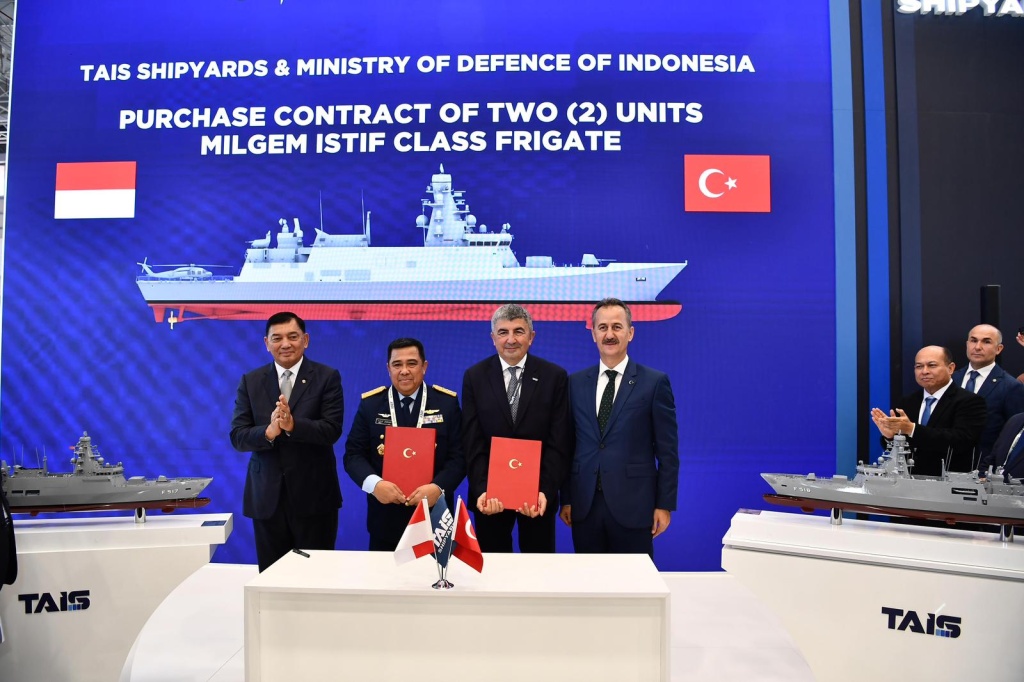 IDEF-ship01.jpg IDEF-ship01.jpg